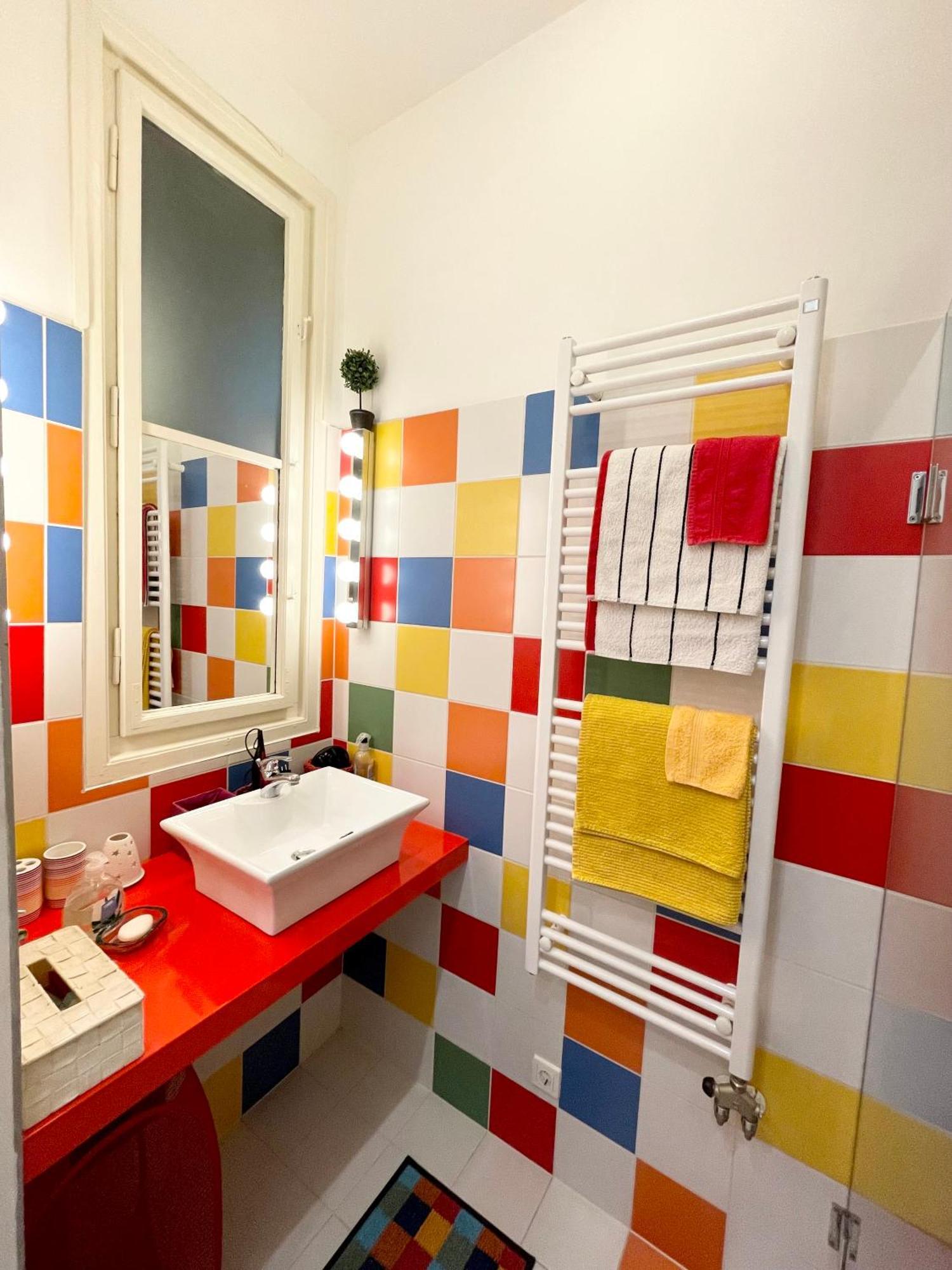 Rainbow Pearl Apartment At St Stephen' S Basilica Будапеща Екстериор снимка