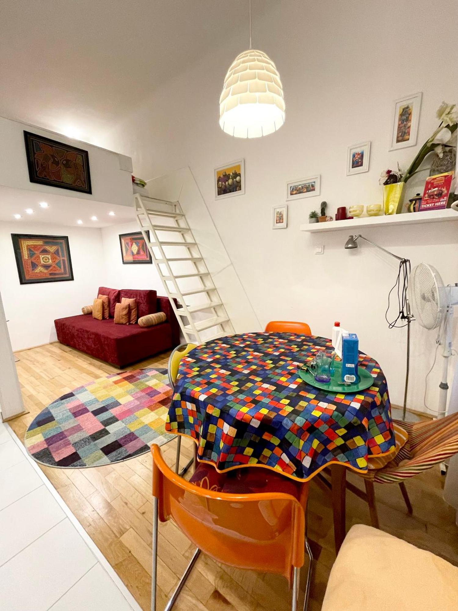 Rainbow Pearl Apartment At St Stephen' S Basilica Будапеща Екстериор снимка